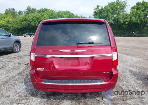 2016 Chrysler Town & Country Limited Platinum z USA, uszkodzony, nr VIN 2C4RC1GG2GR127825